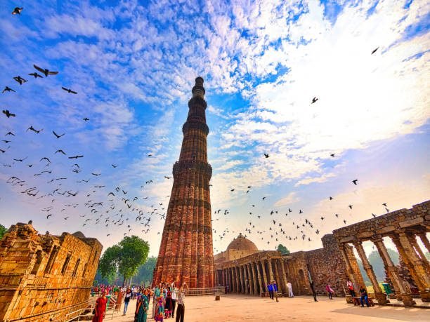 Qutab Minar Delhi and Agra Fort